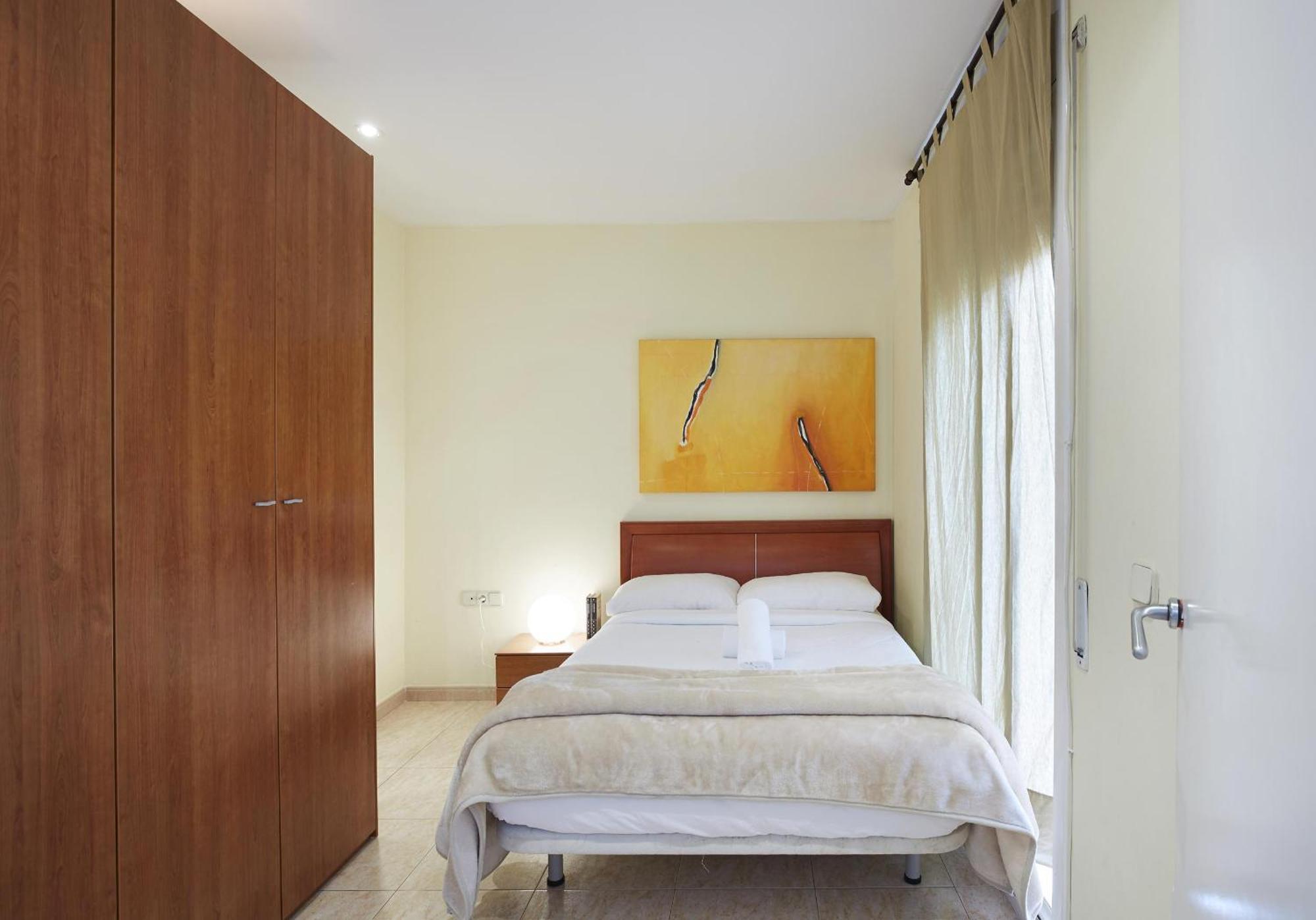 Apartamentos Calvet Barcelona Exterior foto