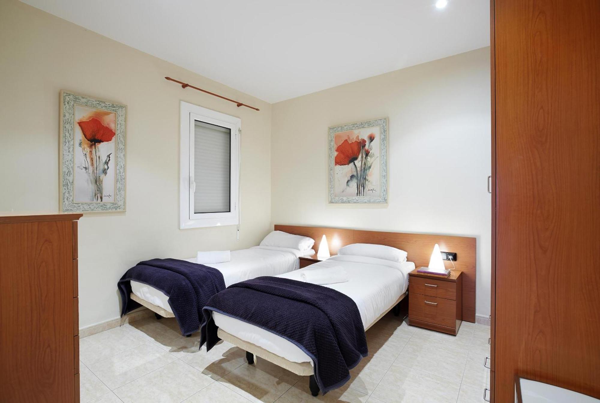 Apartamentos Calvet Barcelona Exterior foto