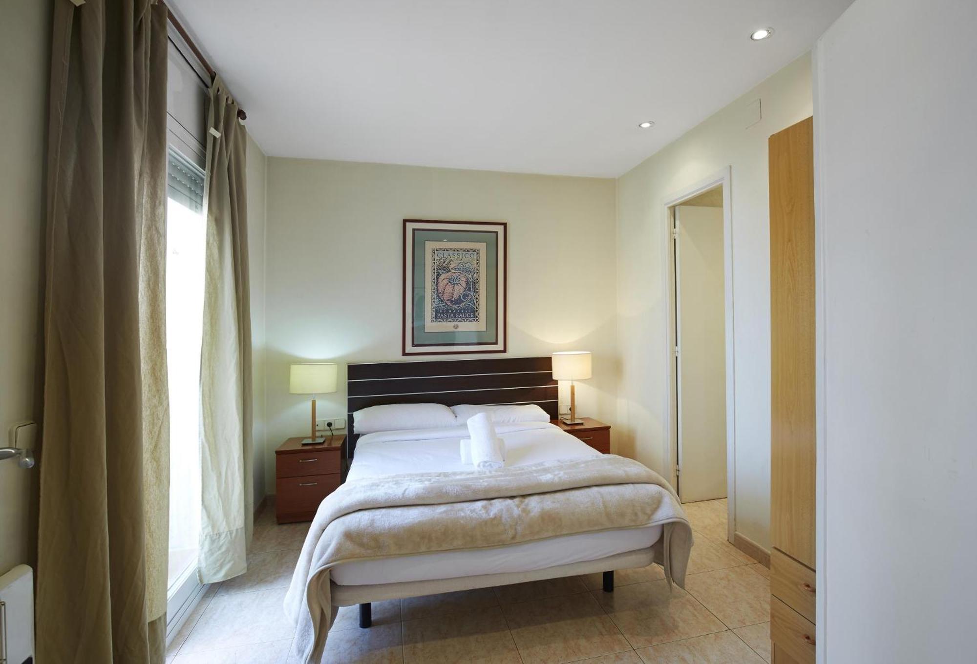 Apartamentos Calvet Barcelona Exterior foto