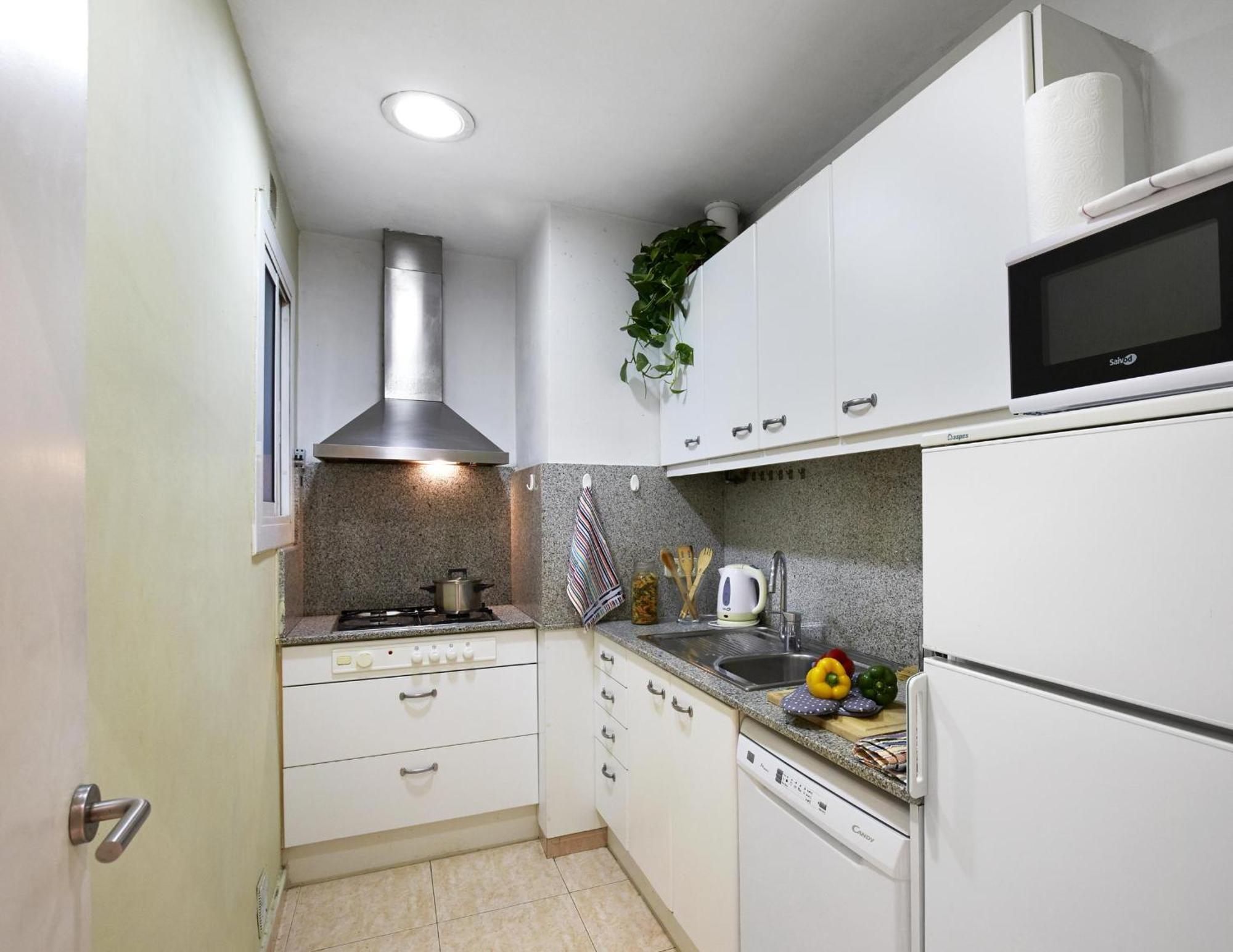 Apartamentos Calvet Barcelona Exterior foto